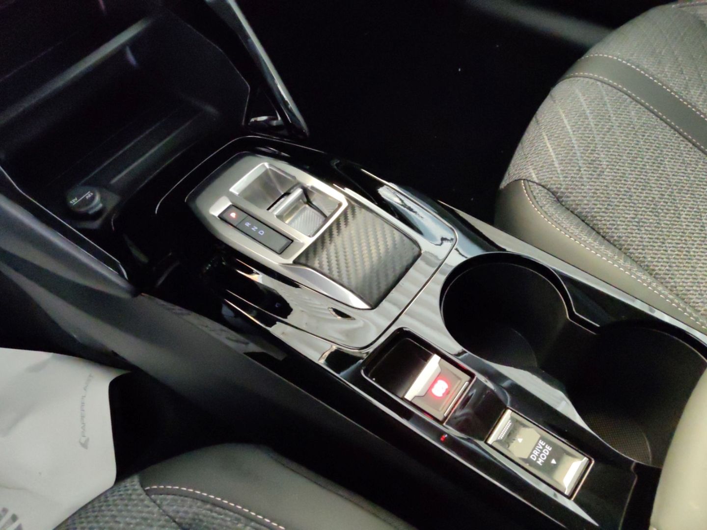 Peugeot 208 - Bild 23