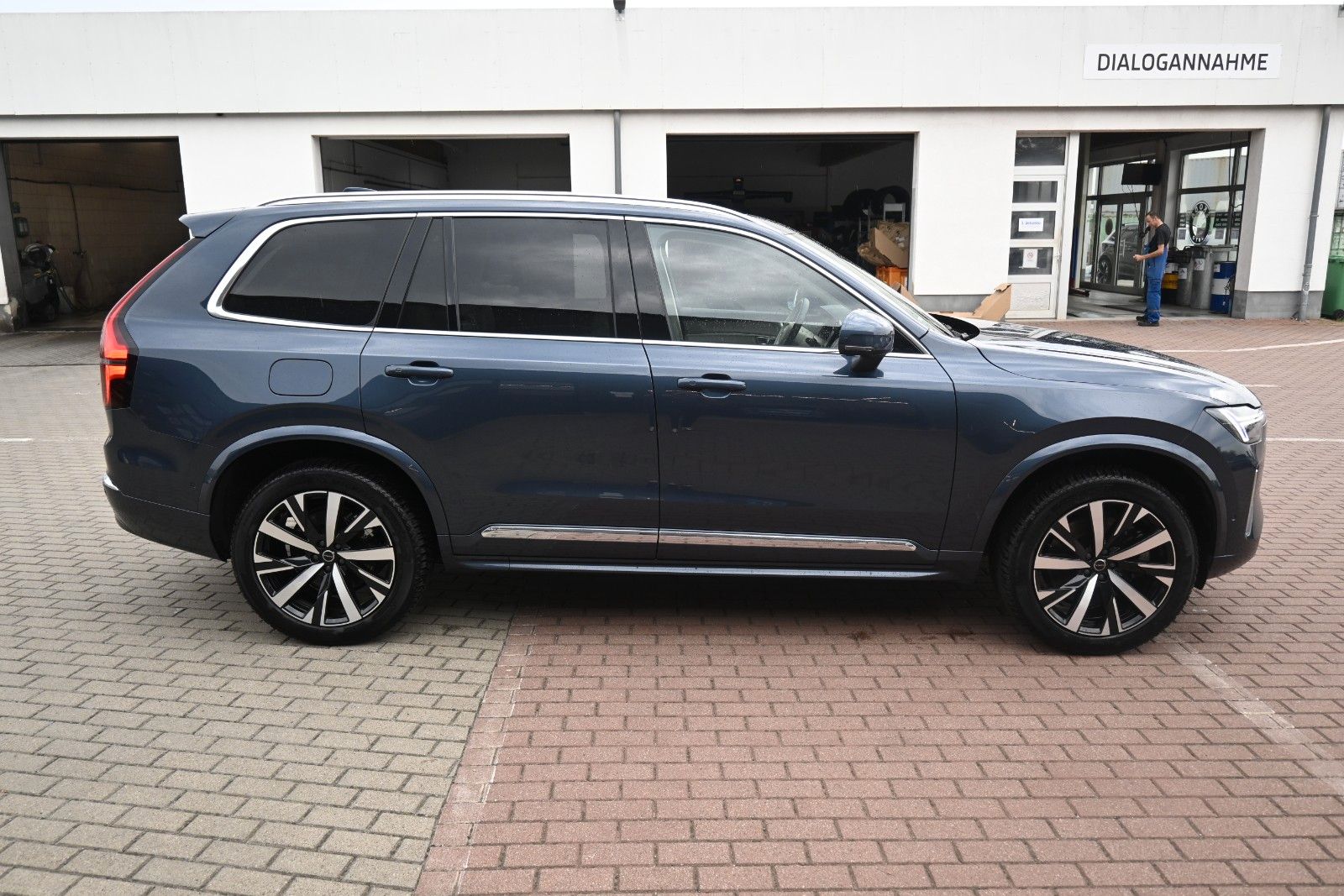 Fahrzeugabbildung Volvo XC90 T8 Ultra Bright AWD*LUFT*AHK*B&W*Massage*