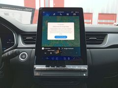 Fahrzeugabbildung Symbioz 145 E-Tech Full Hybrid Techno 1.6 EU6e