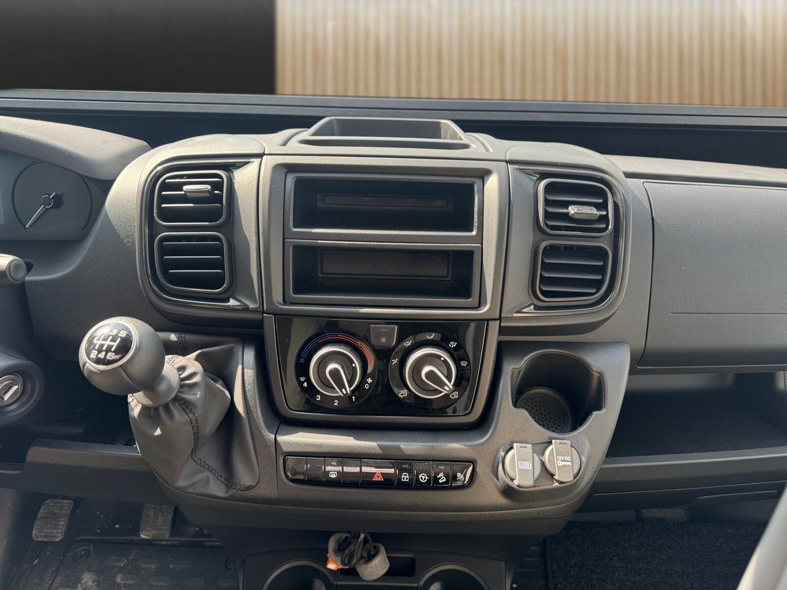 Fahrzeugabbildung Karmann Davis Lifestyle DA 591 LS Markise Combi D6E