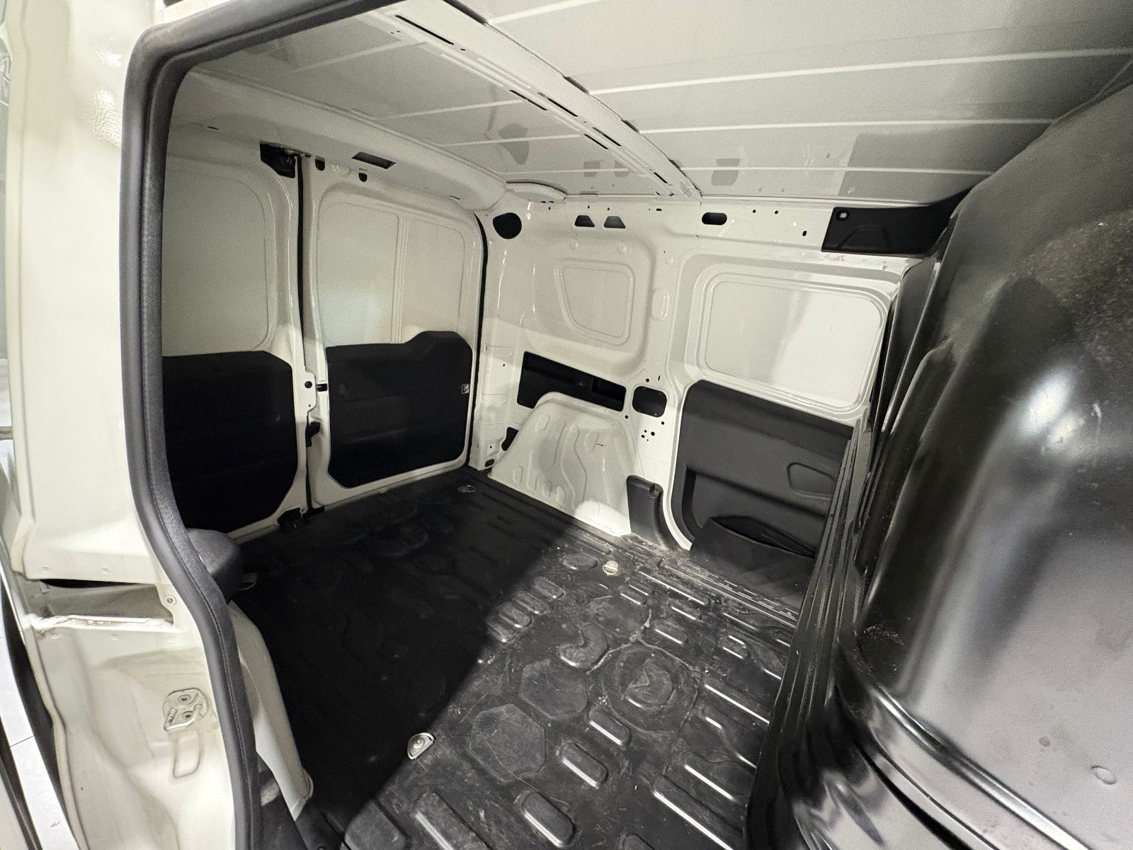 Fahrzeugabbildung Fiat Doblo SX Kasten/3-SITZ/PDC/KLIMA/TEMPOMAT