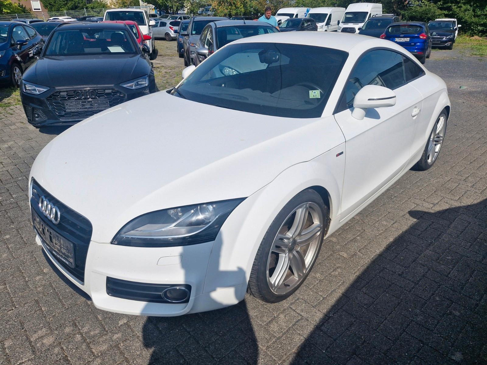 Audi TT Coupe/Roadster 1.8 TFSI Coupe, S-LINE