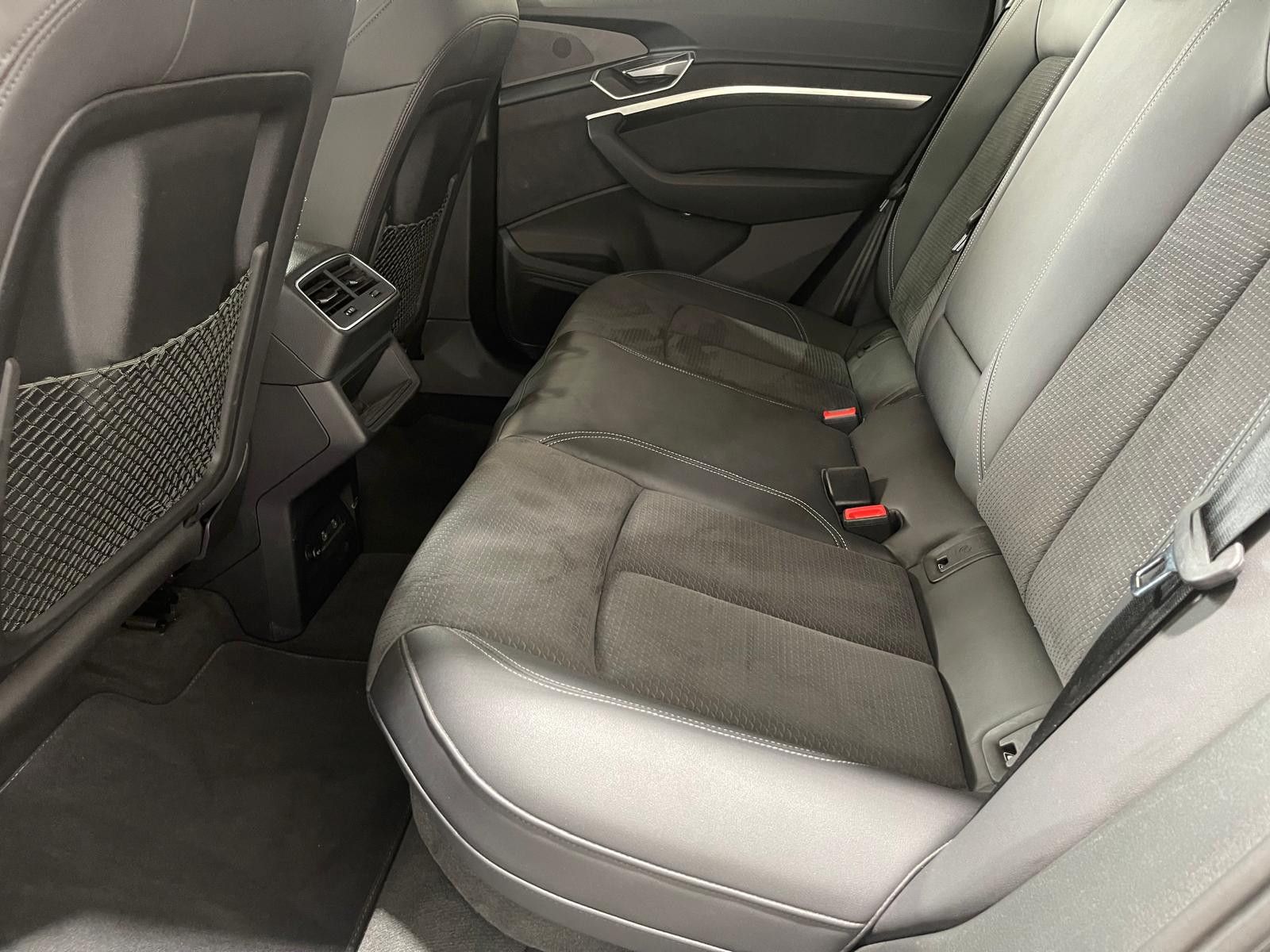 Fahrzeugabbildung Audi e-tron 55 Quattro*Audi-Anschlussgarantie*S-line*