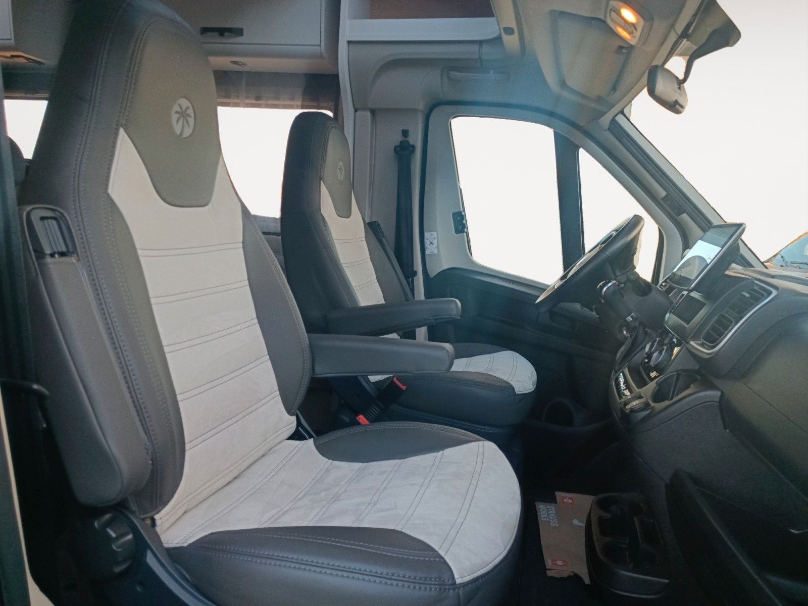 Fahrzeugabbildung Sunlight T68 Adventure Edition *Automatik*SAT*Hubbett