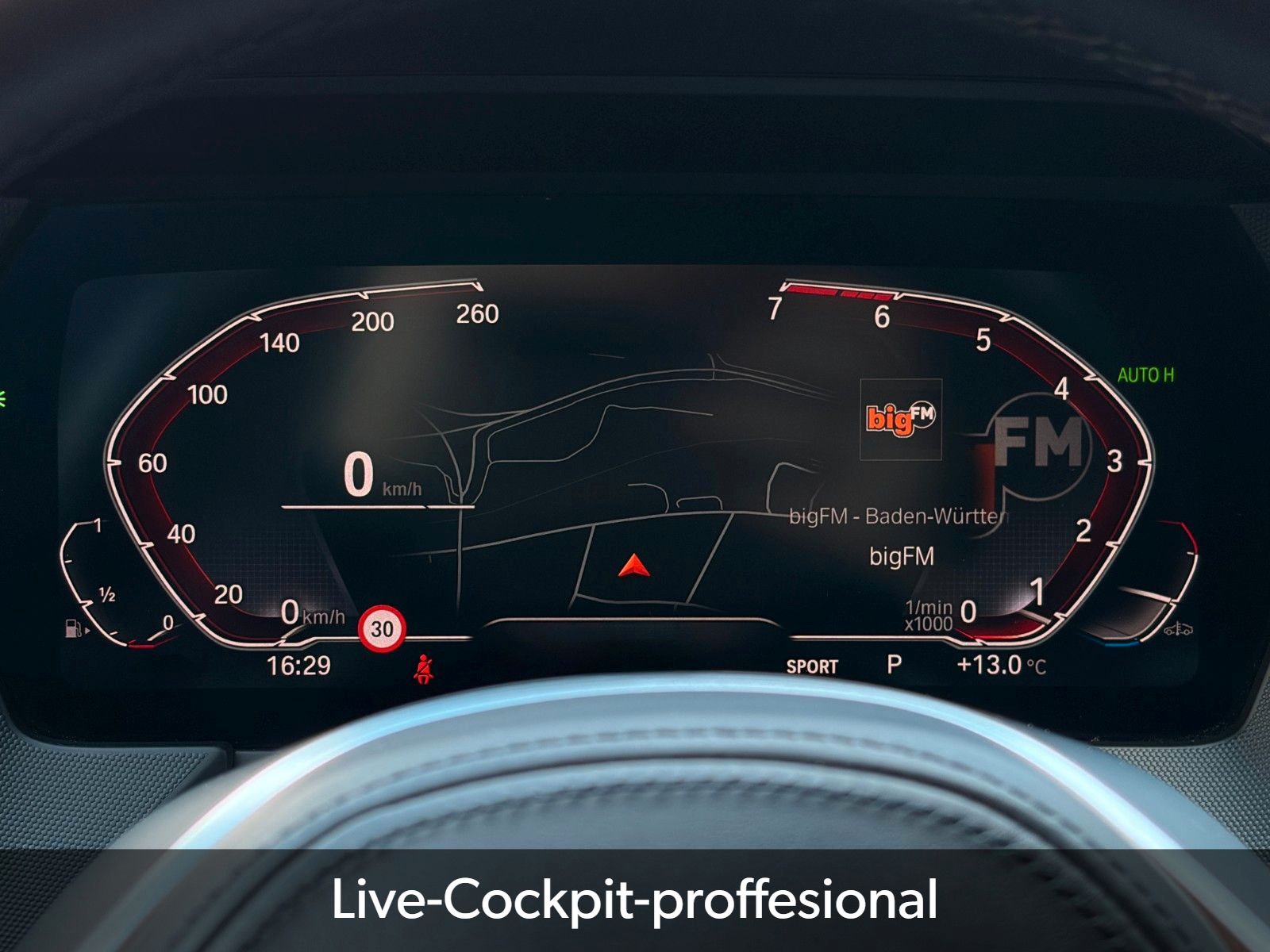 Fahrzeugabbildung BMW 118i M Sport SHZ HiFi Adap. LED PDC TEMP CarPlay