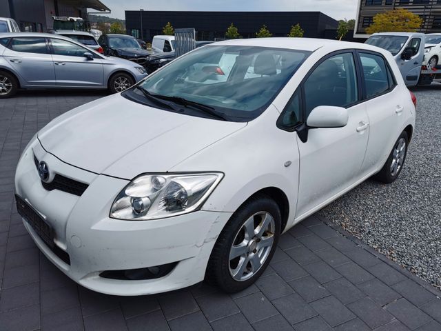 Toyota Auris 1.6 VVT-i Sol TÜV 01/2026 8-fach bereift