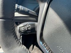 Foto Nummer 12: PEUGEOT 208