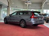 Volvo V60 D3 Geartronic Momentum Pro *LED*Virtual*Navi - Volvo V60 mit Diesel-Antrieb