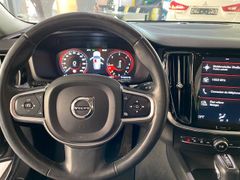 Fahrzeugabbildung Volvo V60 D3 NAVI/LED/PDC/SOUNDSYSTEM/VIRTUAL/TEMPOMAT