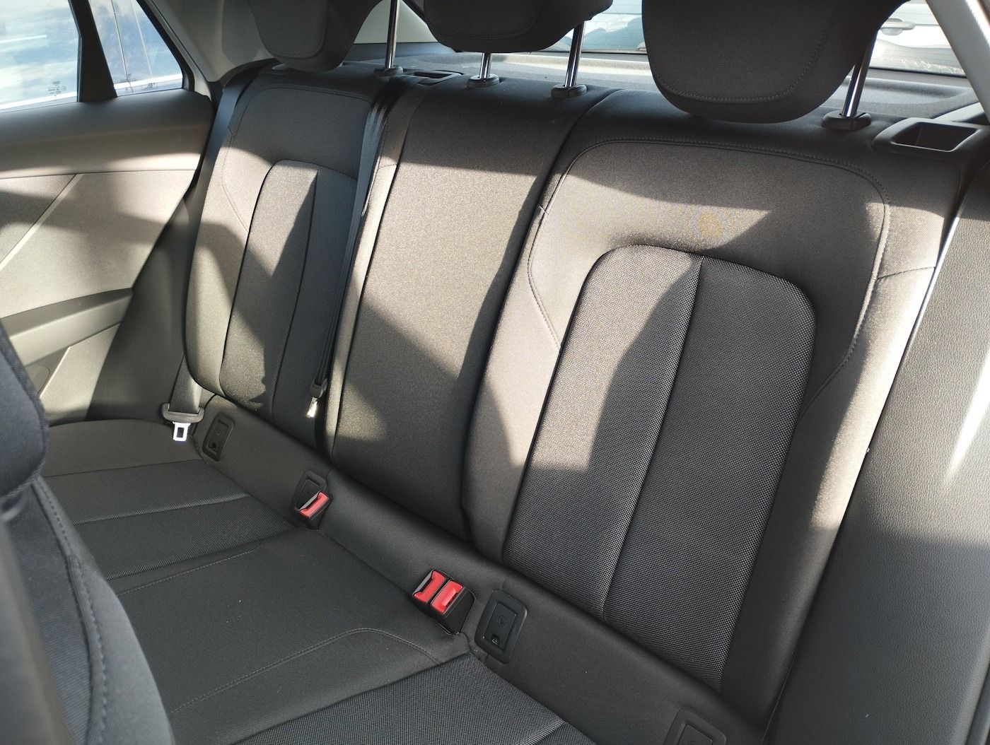 Fahrzeugabbildung Audi Q2 1.5 35 TFSI advanced DSG MATRIX Kamera ACC SH