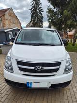 Hyundai H-1 Starex - weiße Hyundai H-1 Starex