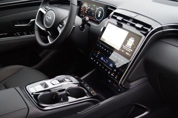 Hyundai Tucson 1.6 T-GDI 48V. DCT.-LEDER-NAVI-LED-ALU18-