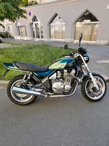 Kawasaki ZEPHYR 1100  gepflegter Klassiker in Top Zustand - Offers matching your search criteria