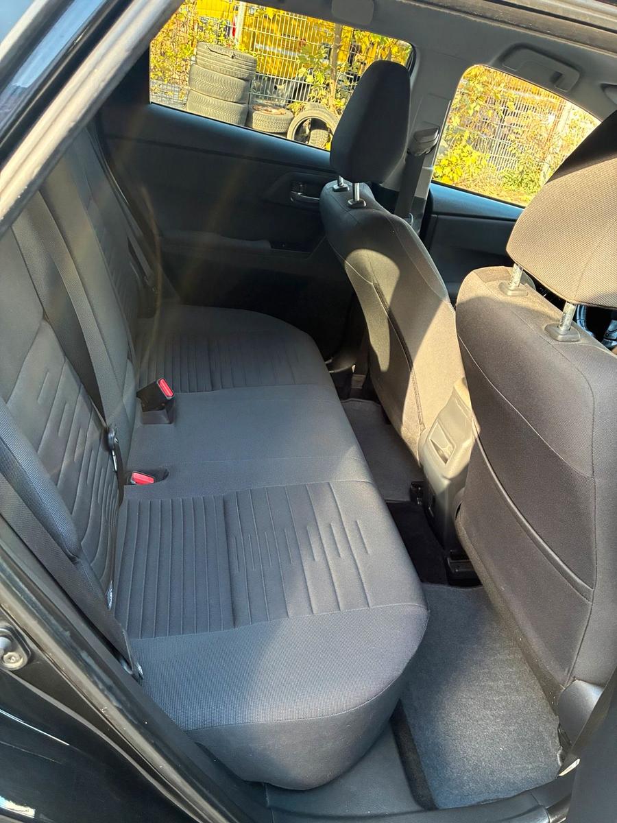 Toyota Auris 2015 — photo 9