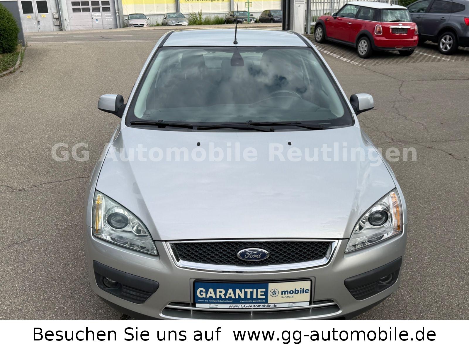 Ford Focus Lim. Ghia| Fahrzeug wird ohne TÜV verkauft