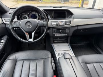 Mercedes E 220 - 9