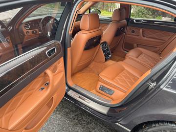 صورة 10 لـ 2012 Bentley CONTINENTAL FLYING SPUR