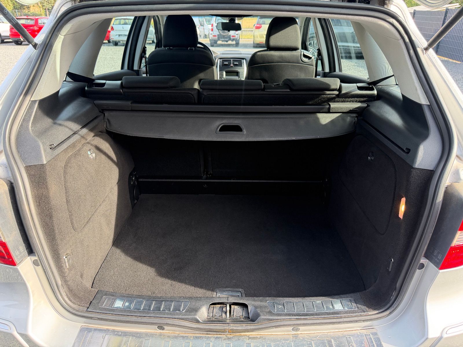 MERCEDES-BENZ B 200 CDI AUTOMATIK/NAVI/AHK/KLIMA – Foto 16