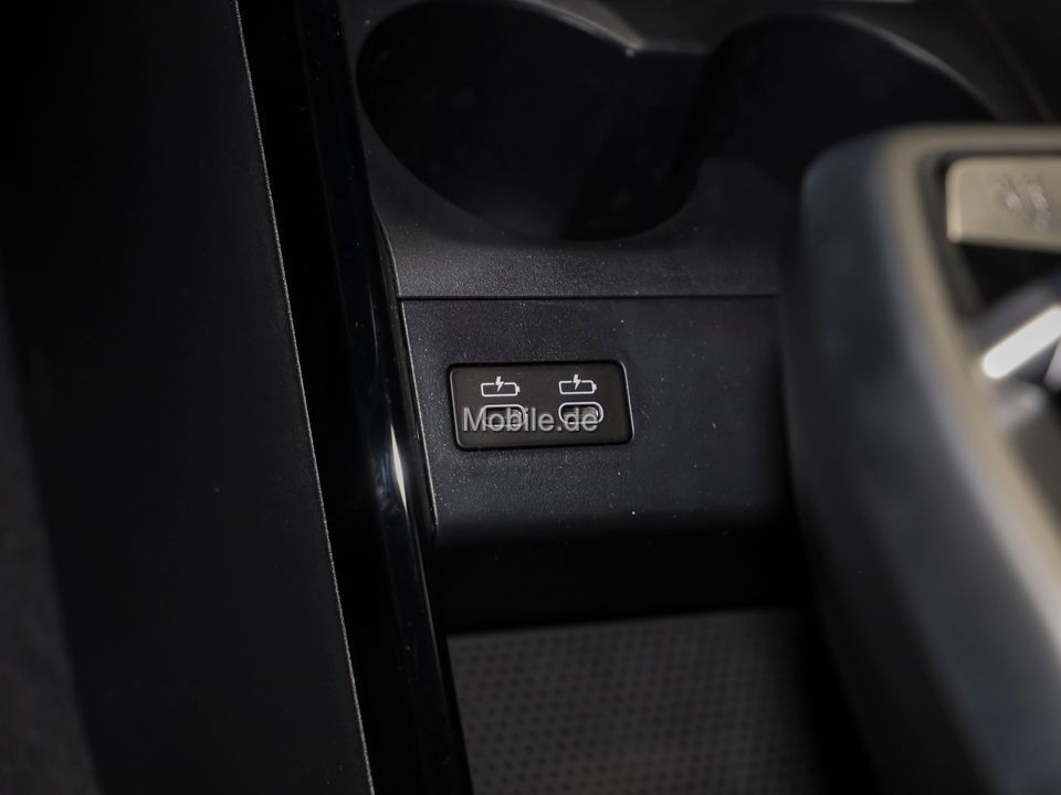 BMW 223 Active Tourer - Bild 16