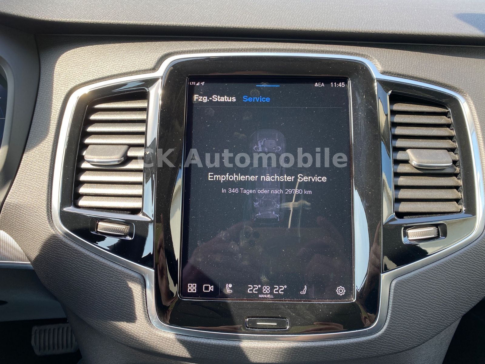 Fahrzeugabbildung Volvo XC90 T8 Core Recharge Plug-In Hybrid AWD/7 Sitze