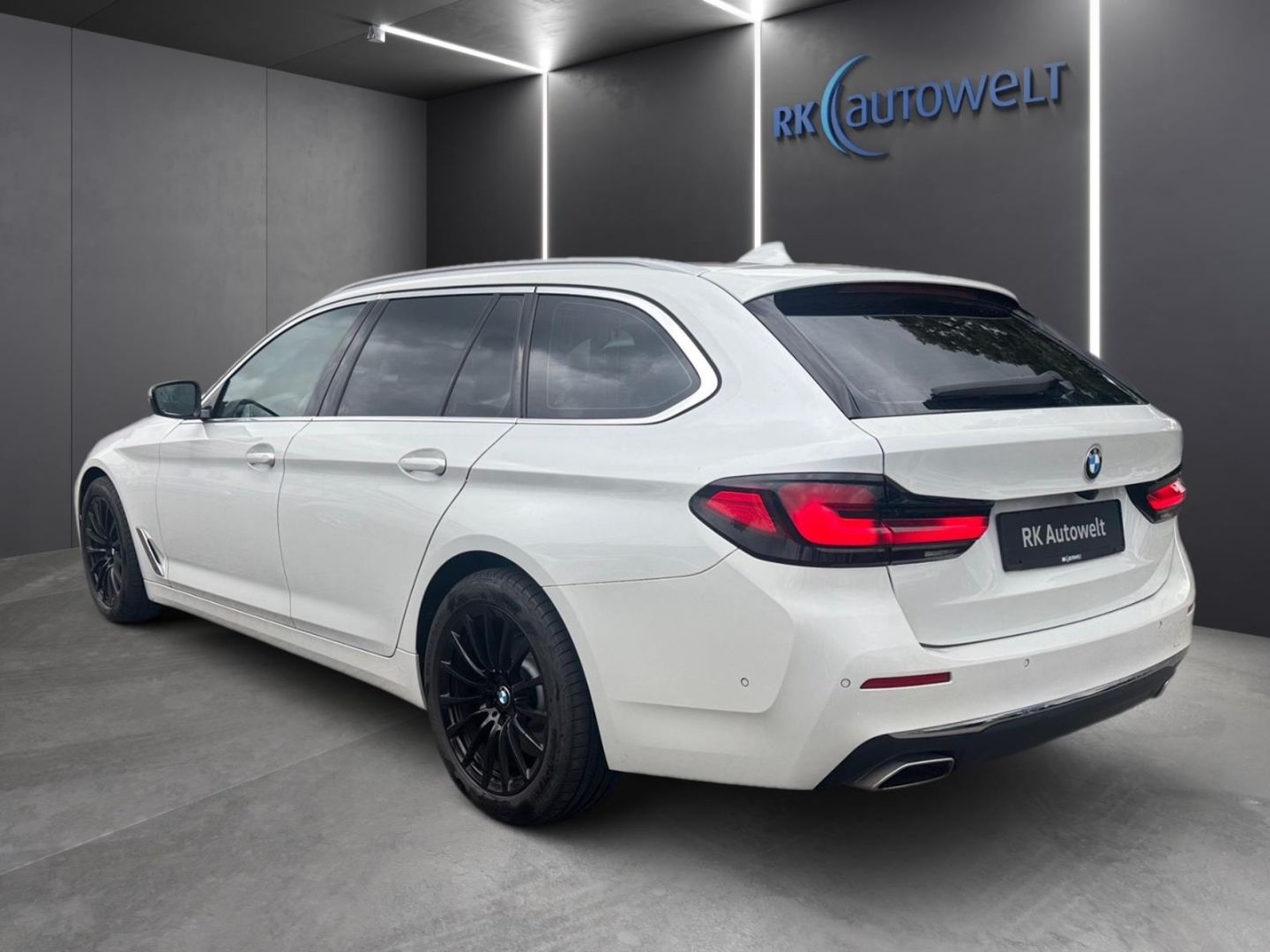 BMW 530 d xDrive Luxury Line Touring Panorama Park-A foto 5