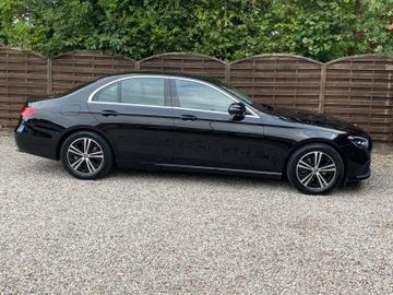 Mercedes E 200 - 3