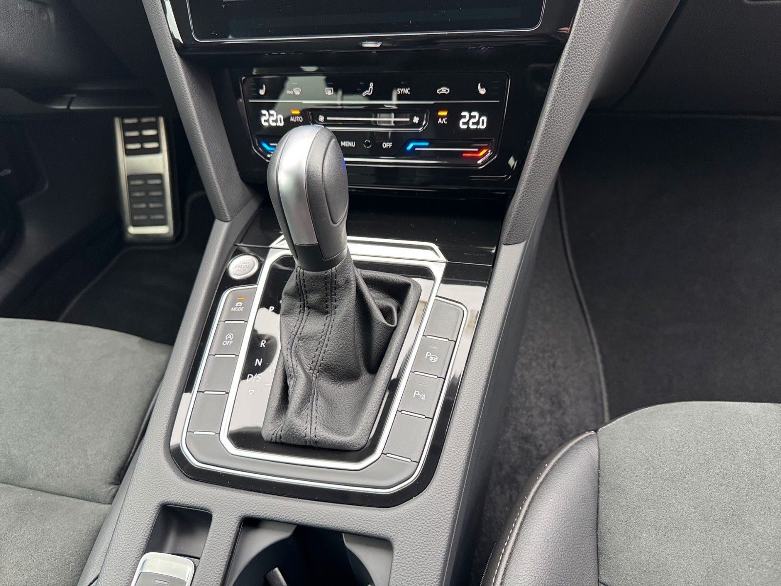 Fahrzeugabbildung Volkswagen Arteon Shooting Brake Elegance 2.0 TSI