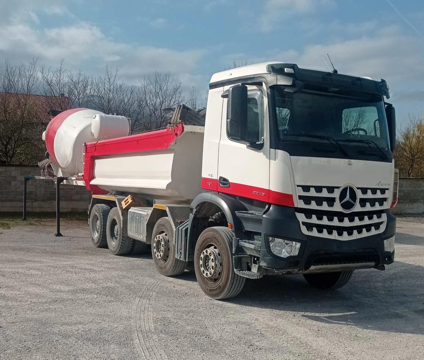 Mercedes-Benz Arocs 3243 8x4 Wechselsystem Kipper + Mischer