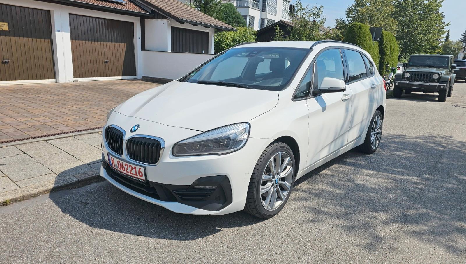 BMW 220d Active Tour Advantage-2 Hd-Unffr-Leder-NAVI