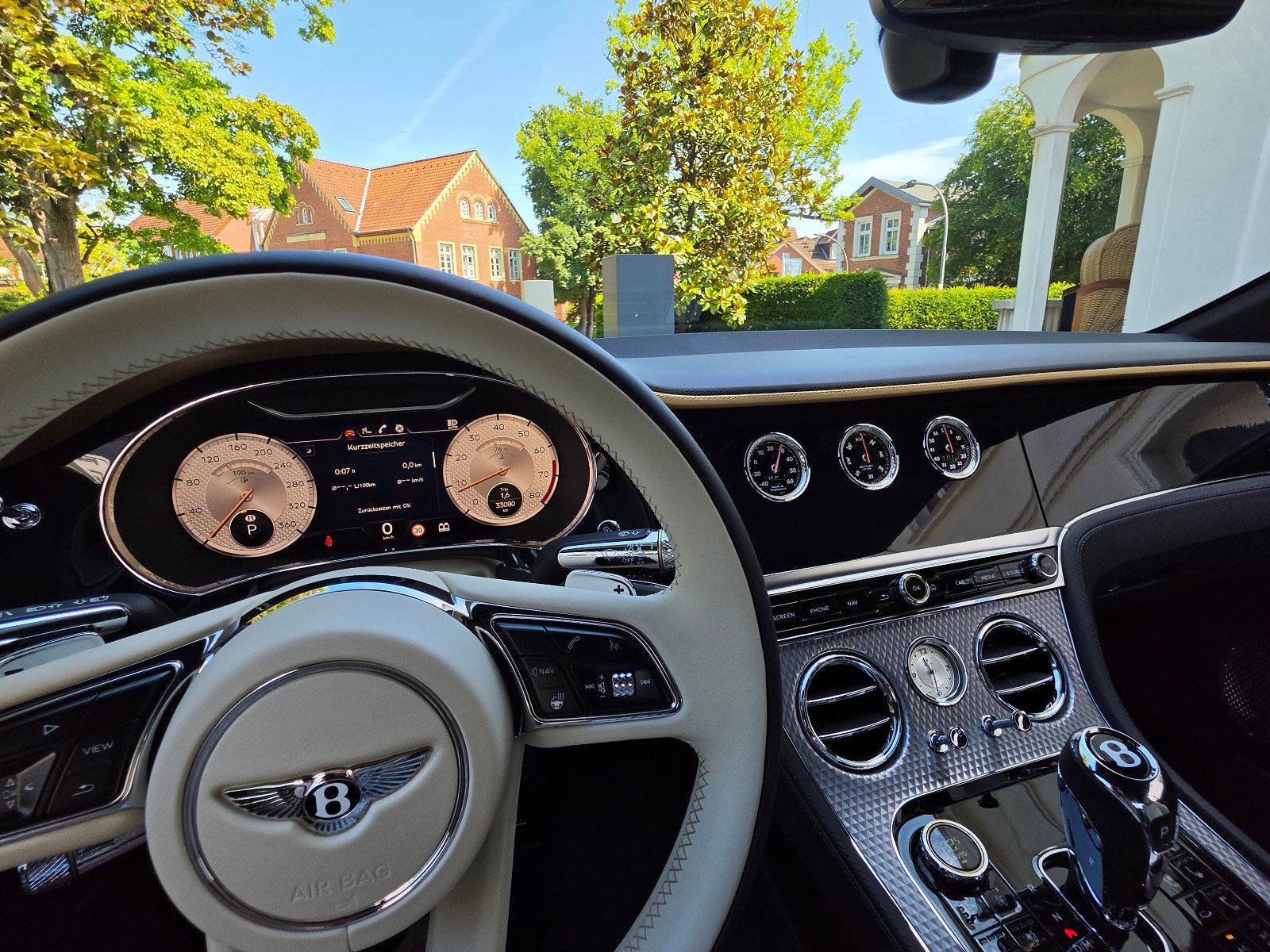 Bentley GTC Mulliner V8 NAIM ROTATING u.v.m. foto 17