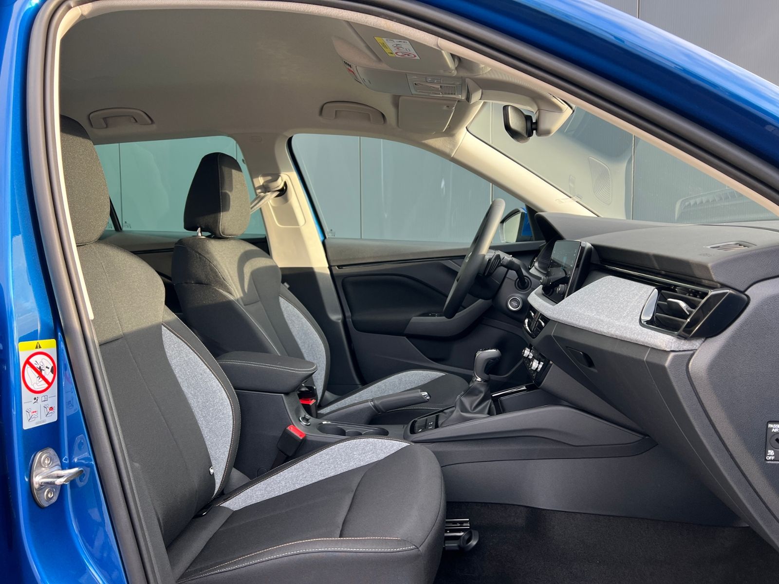 Fahrzeugabbildung SKODA Kamiq Selection 1.0 TSI DSG *Vorb. AHK, LED, ACC