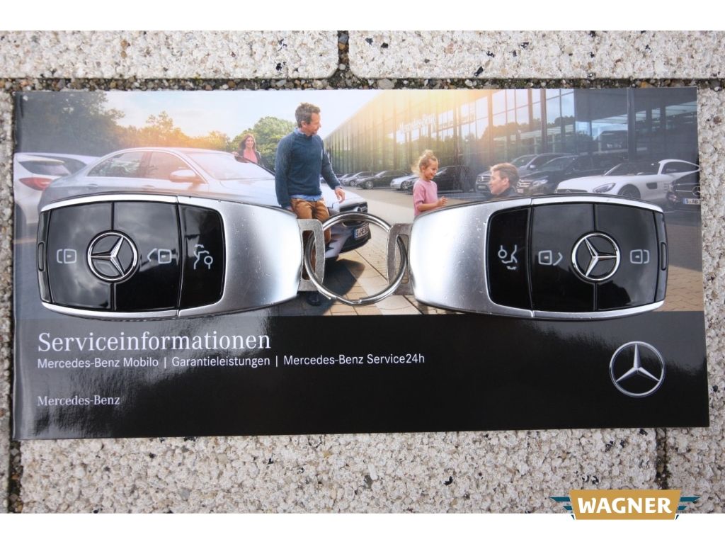 Fahrzeugabbildung Mercedes-Benz E 300 Coupe AMG LED Top Zustand