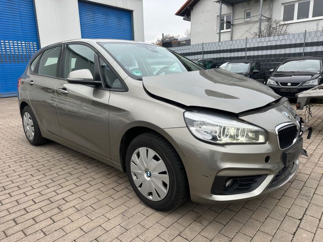 BMW 218 Baureihe 2 Active Tourer 218 i Advantage