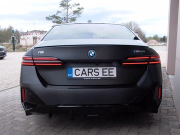 صورة 10 لـ 2023 BMW I5