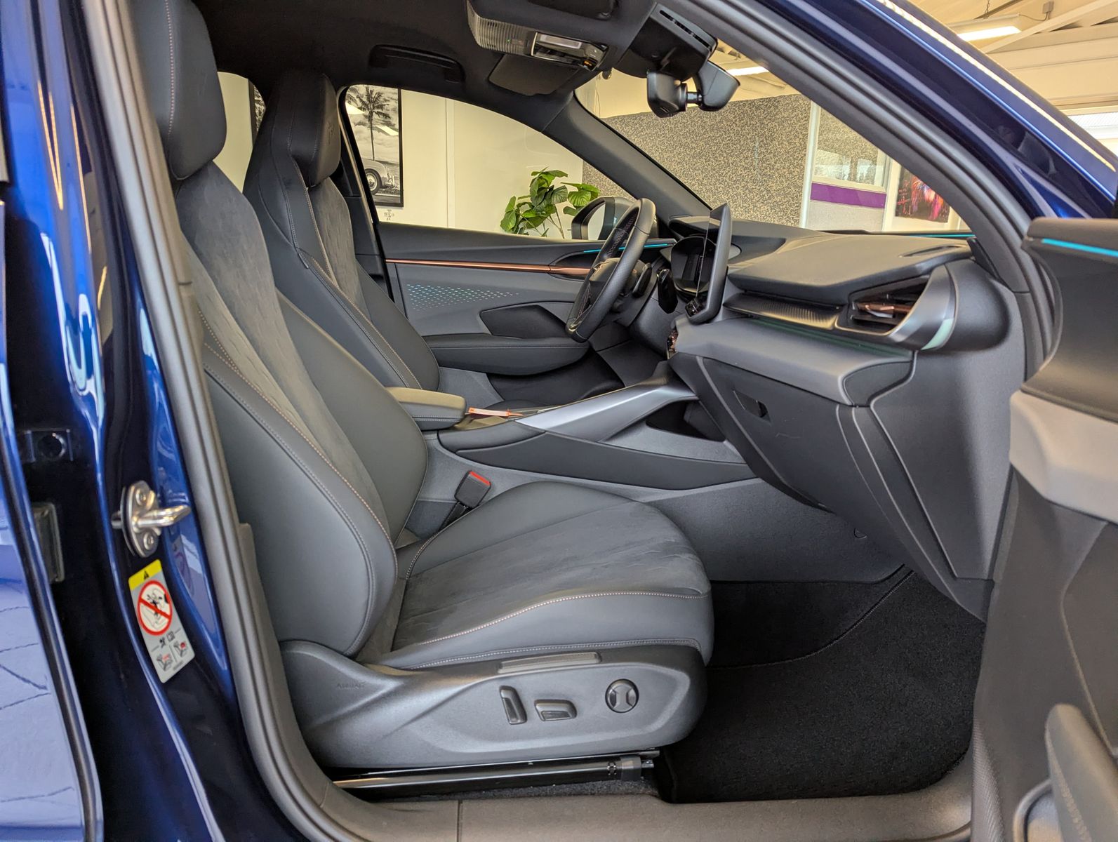 CUPRA Terramar 1.5 eTSI Dinamica Edge-Paket HUD 19" - Image 14