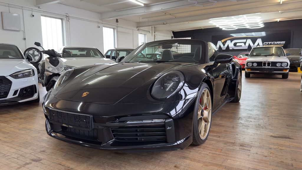 Porsche 992