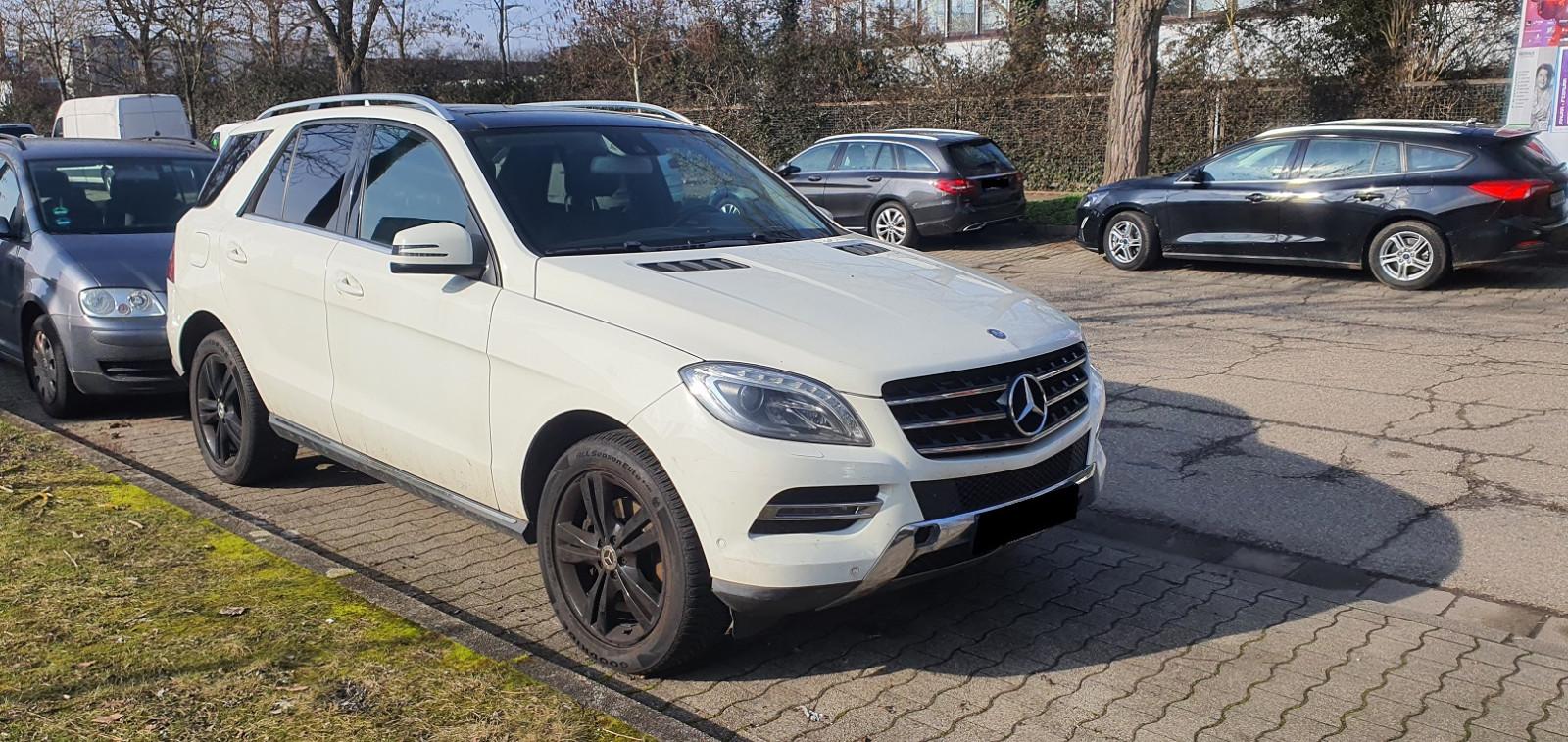 Mercedes-Benz ML 350 BlueTEC 4MATIC.Navi.Klima.Panorama.Euro6
