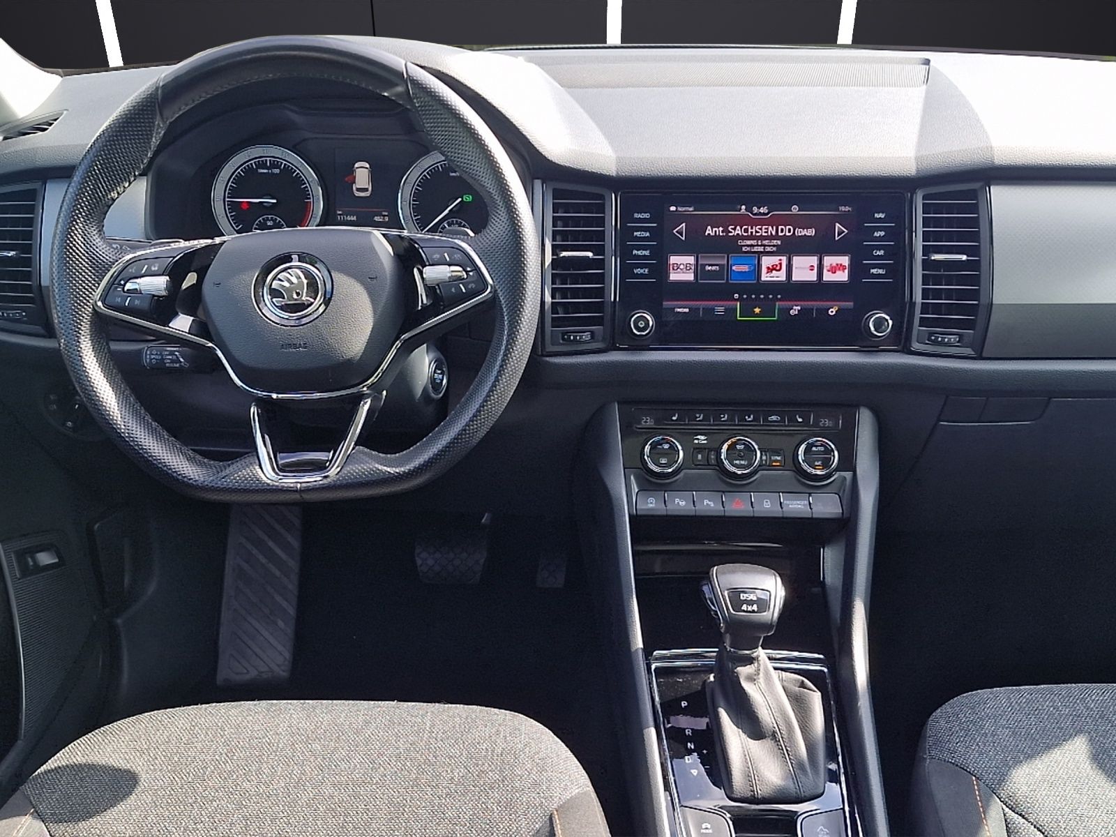 Fahrzeugabbildung SKODA Kodiaq TDI Clever 4x4 LED Navi ACC STHZ 4xSHZ
