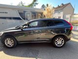 Volvo Neuer Motorblock Volvo XC 60 D4 AWD Momentum  - Volvo XC60: Volv