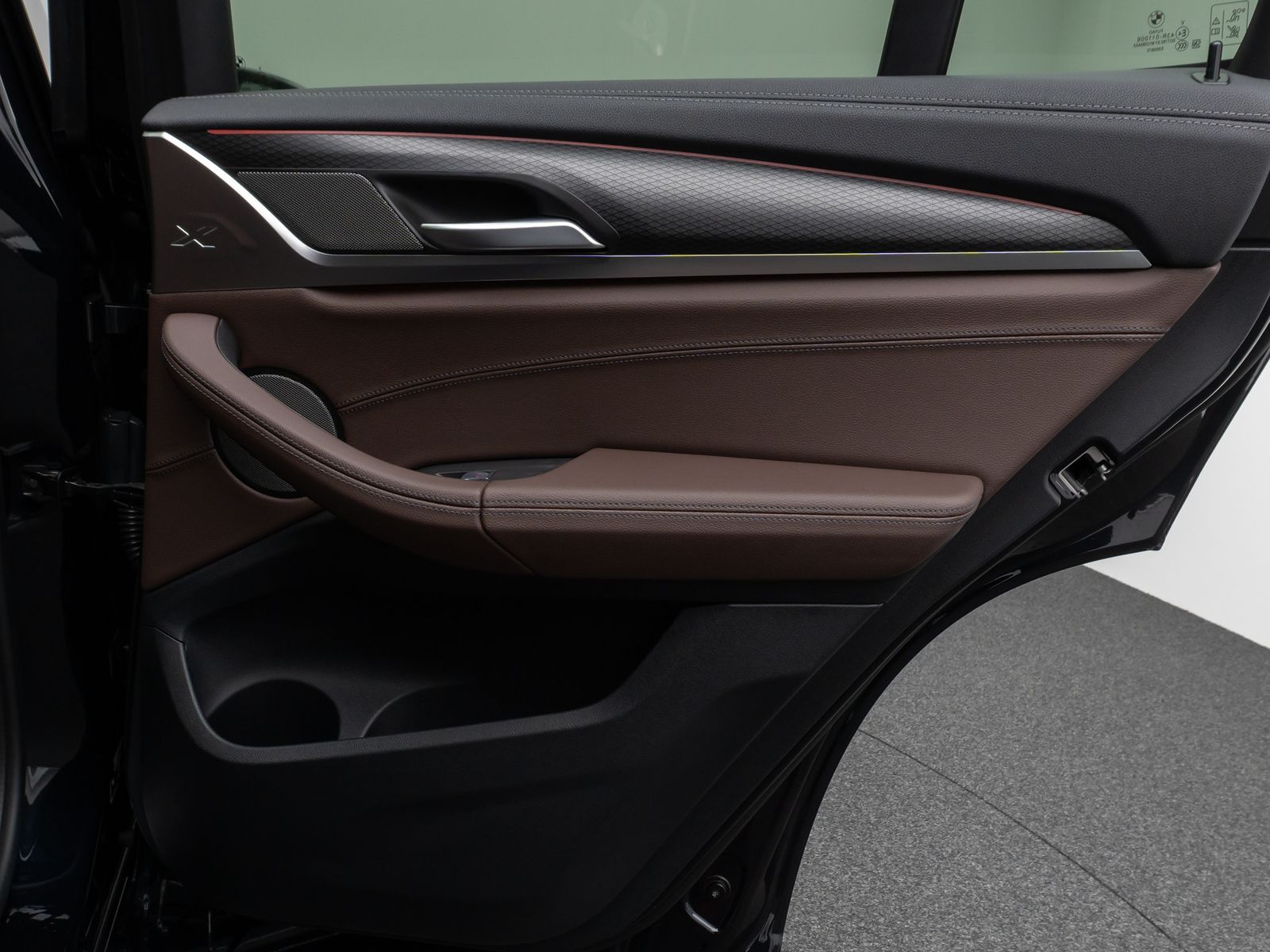 Fahrzeugabbildung BMW iX3 Impressive M Sport Panorama 360°HUD DAB H/K