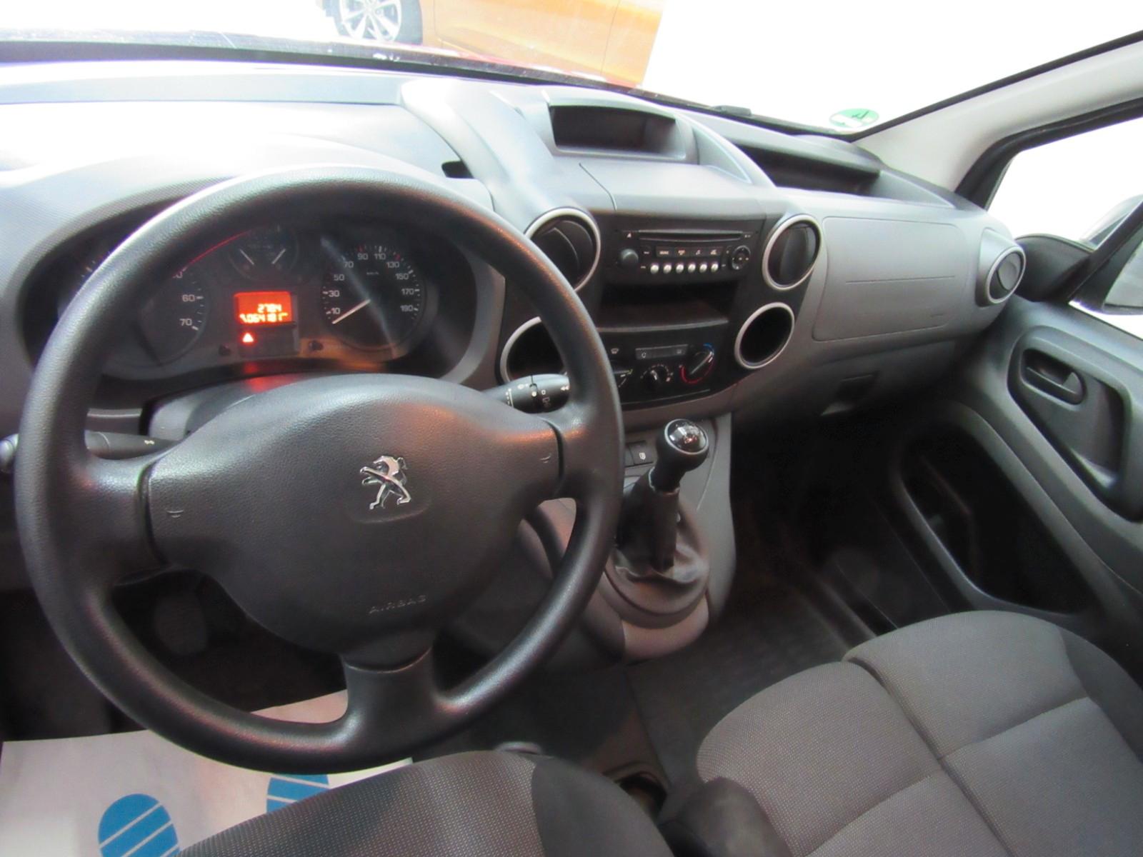 Peugeot Partner L1 Premium 1.Hand Tempomat PDC TÜV+++++