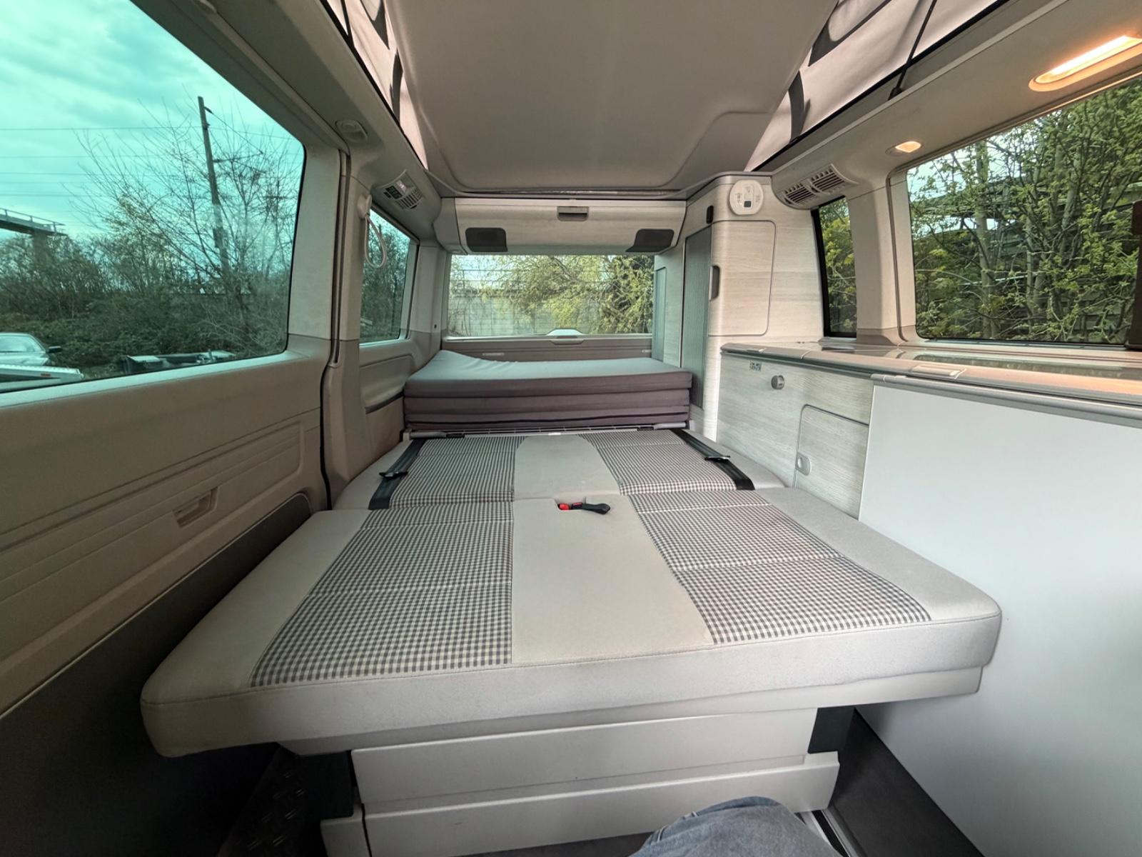 Volkswagen T6 California Coast +1.HAND+ACC+LED+MARKIESE+