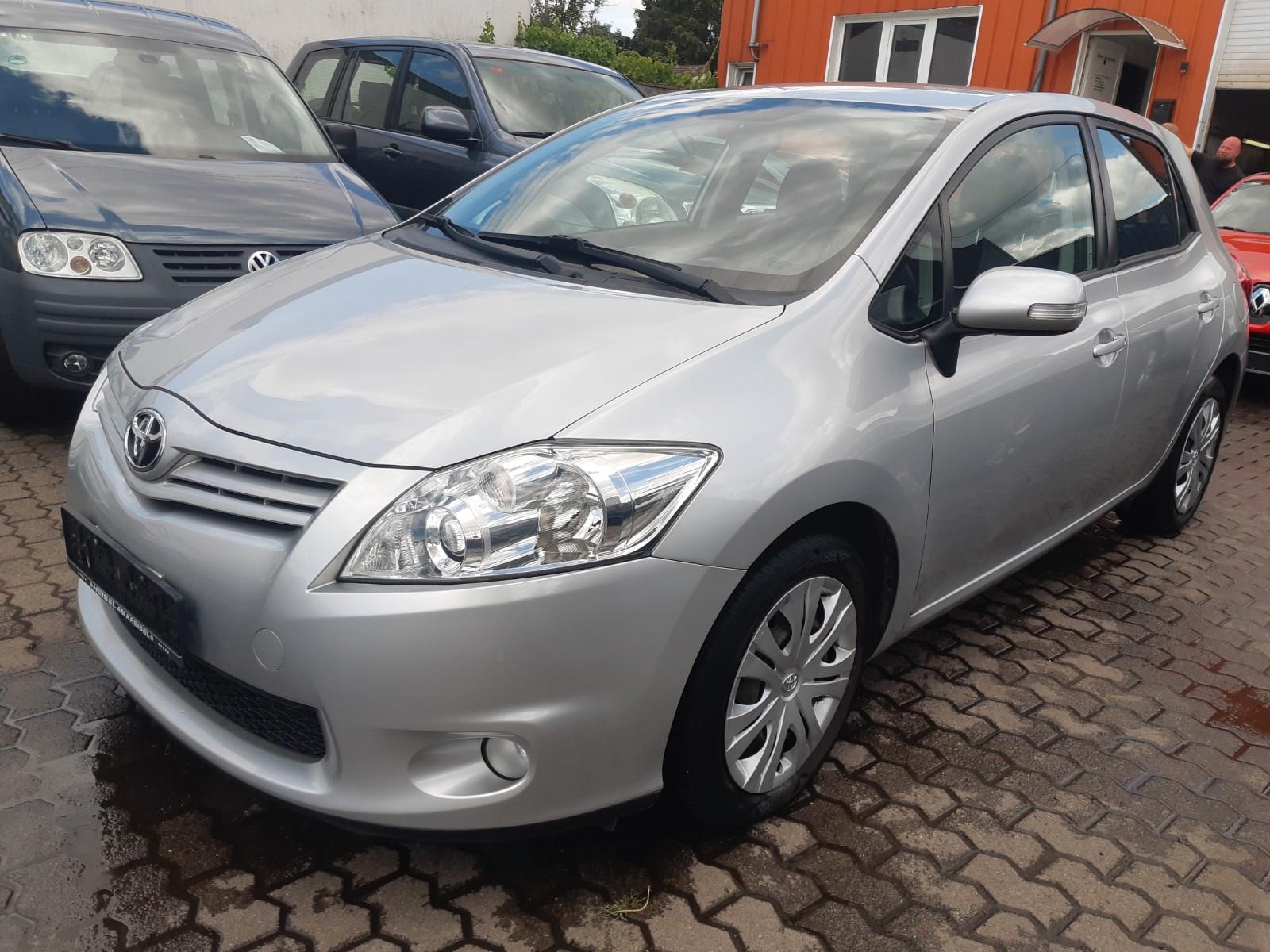 Toyota Auris Life+ 1,6 *Automatik*wenigKM*