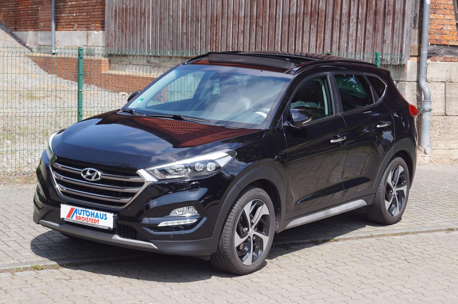 Hyundai Tucson 2WD * Panoramadach * Navi * Leder *