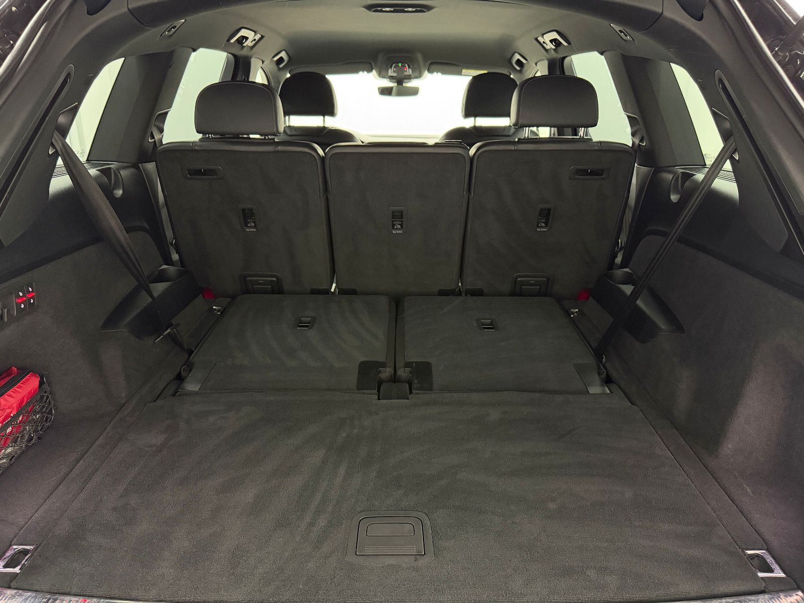 Fahrzeugabbildung Audi Q7 50 TDI Quattro S LINE/BOSE/MEMORY/HuD/7-SITZE