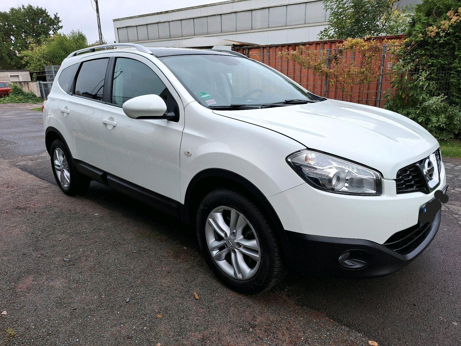 Nissan Qashqai+2