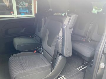 Mercedes V 250 - 9