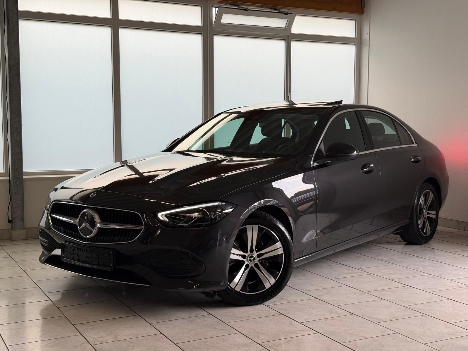 MERCEDES-BENZ C 180 Avantgarde-S-Dach/ACC/LED