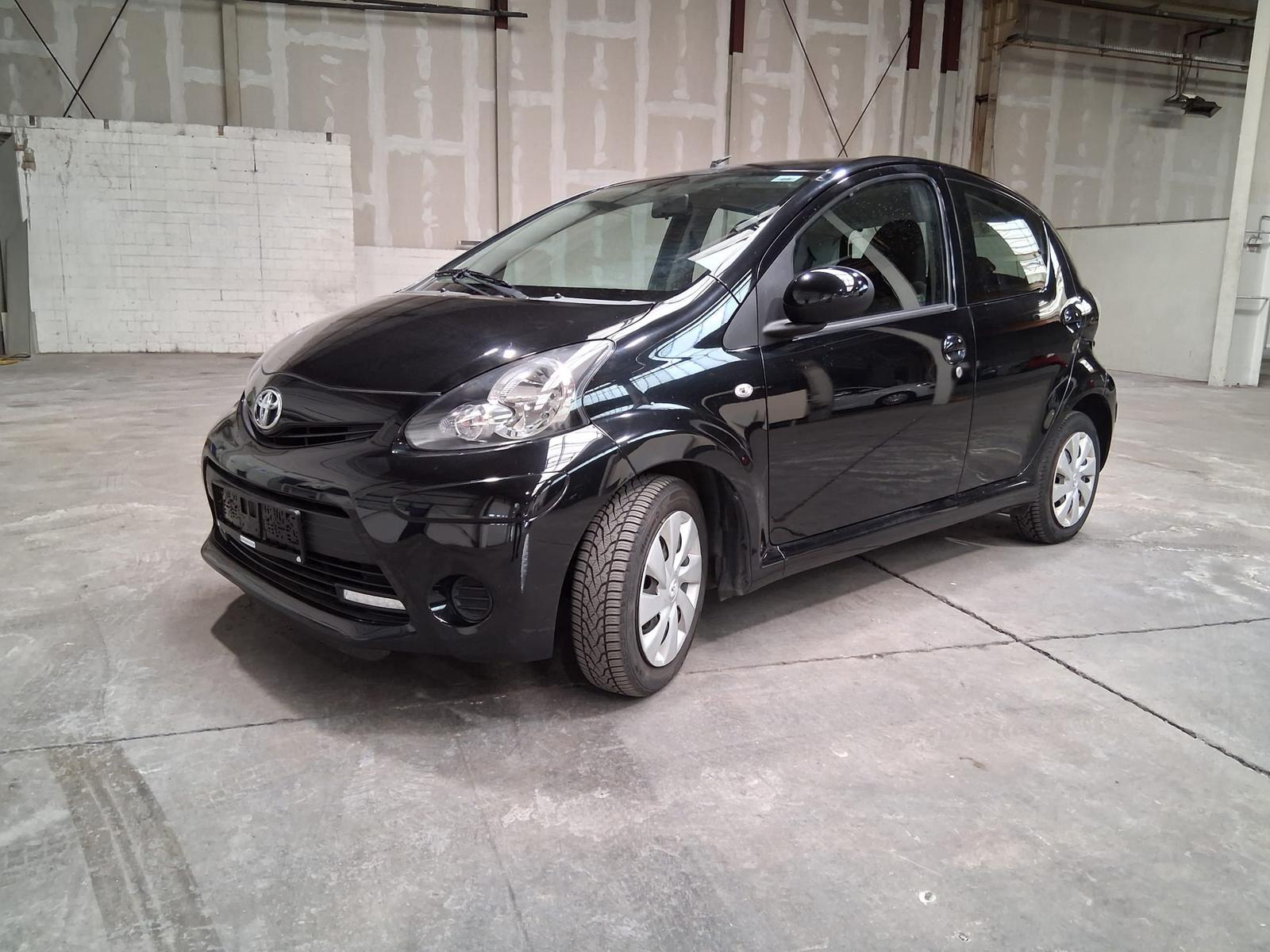 Toyota Aygo Cool Go Klima Navi Kupplung Neu!