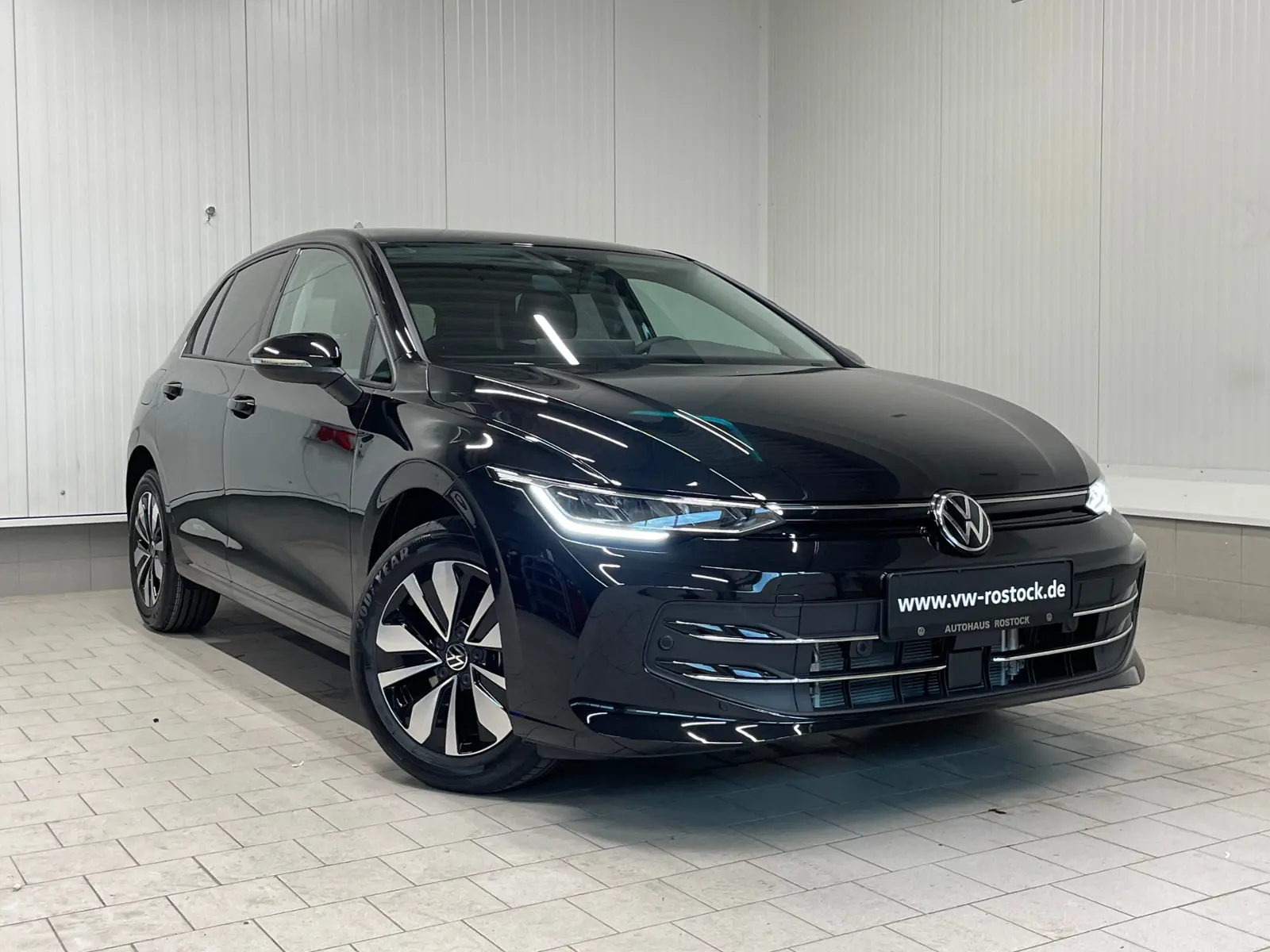 Volkswagen Golf VIII Goal 1.5 eTSI DSG LED NAVI RFK IDA, миниатюра 8